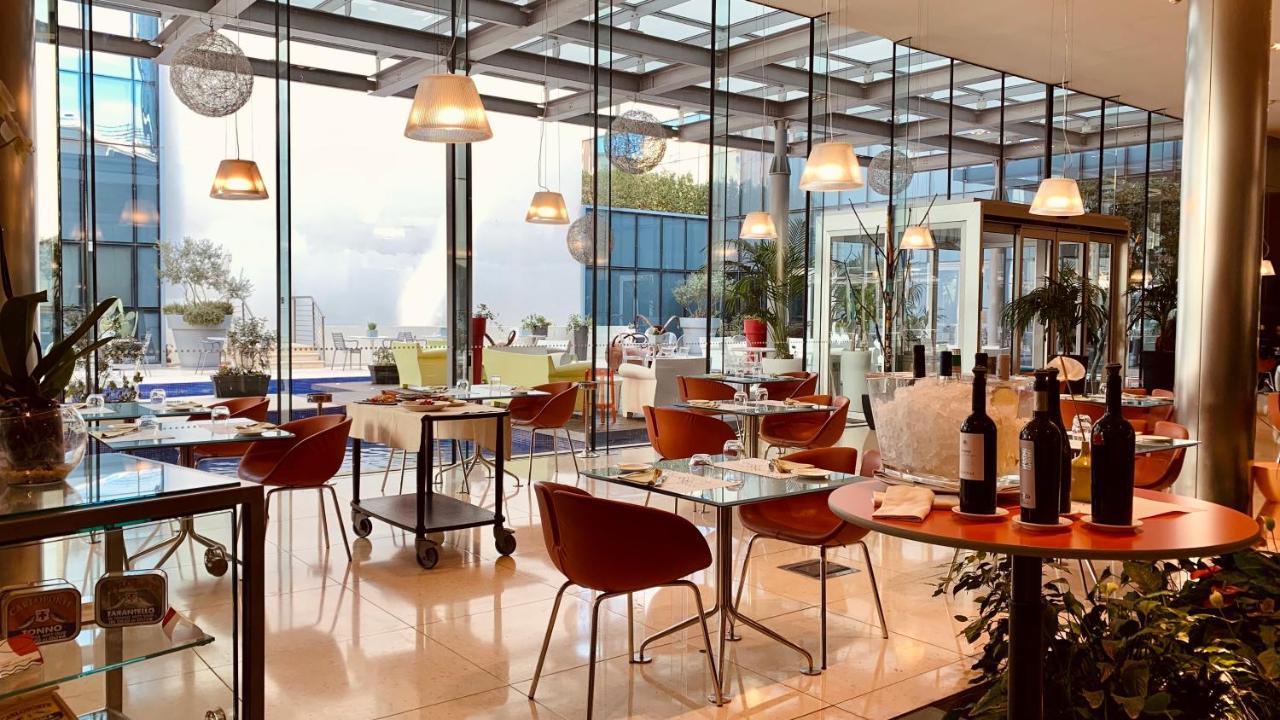 Una Hotels T Hotel กาญารี ภายนอก รูปภาพ