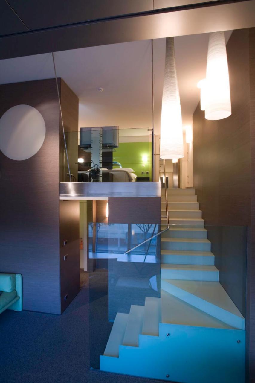Una Hotels T Hotel กาญารี ภายนอก รูปภาพ